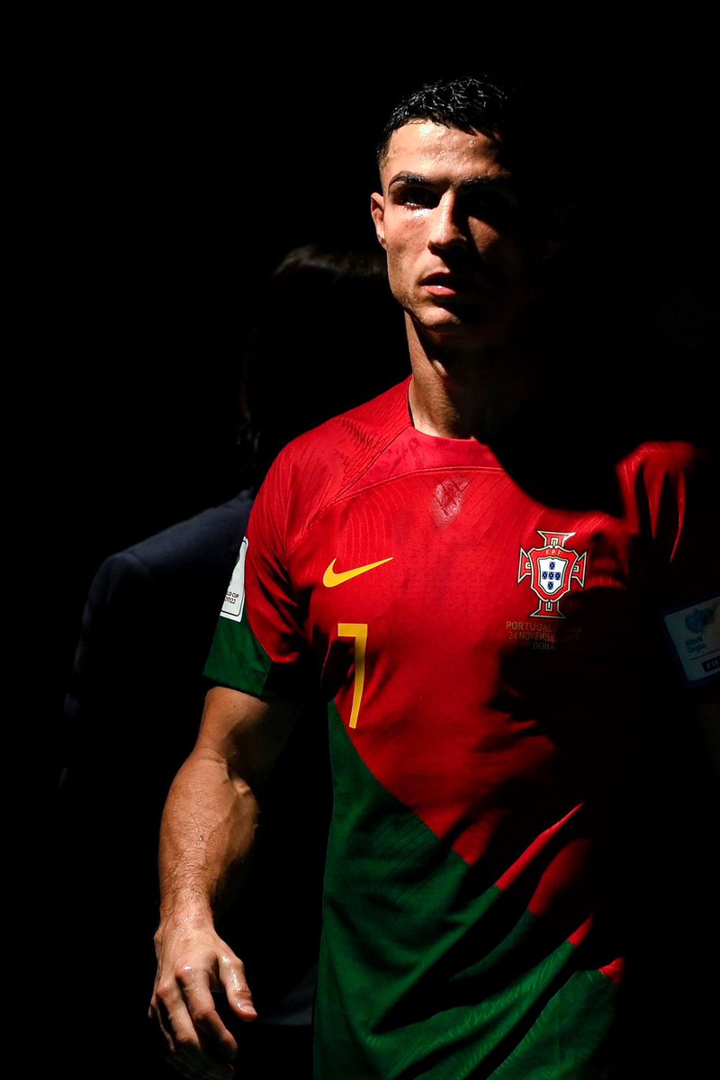 El máximo goleador de la historia del fútbol #CR7𓃵