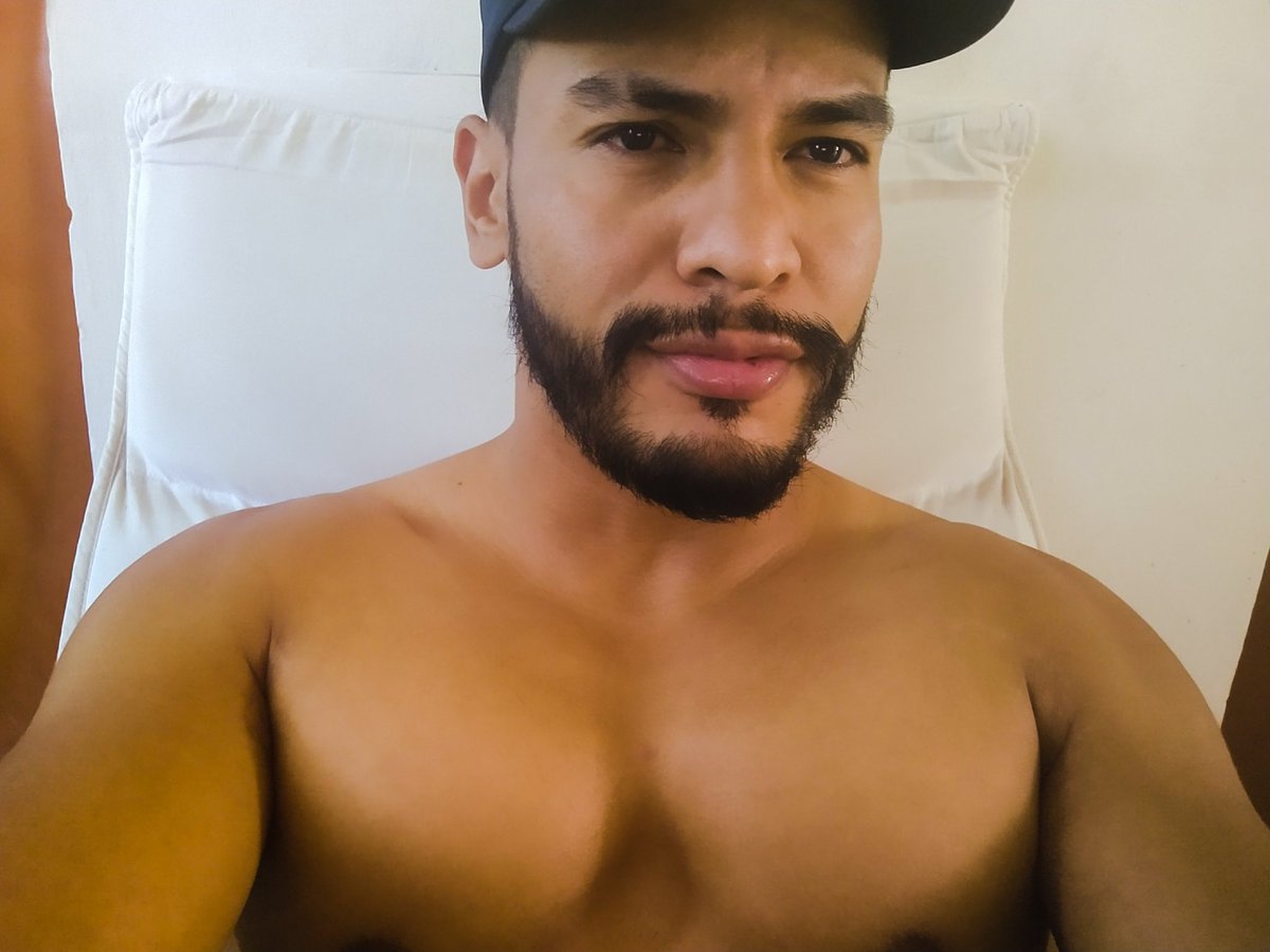 ricknavar's tweet photo. Buenos Días alegrias! ☀️💛
#colorcarton 🤎
#prietomx 🤎 https://t.co/zGE7SbtUS8
