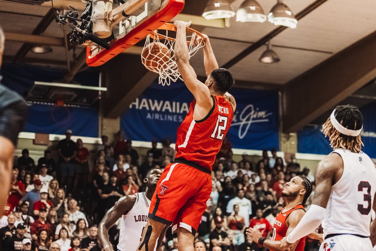 Congrats to Daniel Batcho for earning <a href="/MauiInv/">Southwest Maui Invitational</a> All-Tournament Team honors after averaging 15.7 points, 7.7 rebounds and 1.3 blocks during our three games.