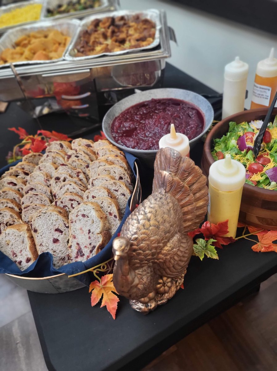 NorthRiverHC's tweet photo. November Brunch was like a Thanksgiving meal with all the fixings! 
Our menu featured turkey with gravy, ham, dressing, sweet potatoes, and cranberry relish to name a few! Desserts featured were pumpkin and pecan pie, caramel apple fluff, &amp; more! Is your mouth watering yet? https://t.co/Xlt5SHK4Oa