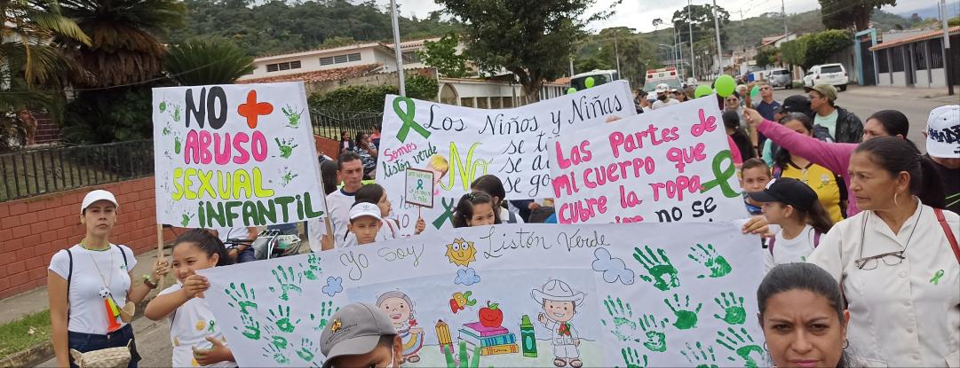 uechicaro68's tweet photo. Caminata NO al abuso sexual infantil 💚 NO a la pedofilia
@MPPEDUCACION  @_LaAvanzadora 
@ZonaEducTachira  @Berzabethg1 
@Crazet2011   @2018Cra 
@educacion_junin https://t.co/1kv1Fy5oCF