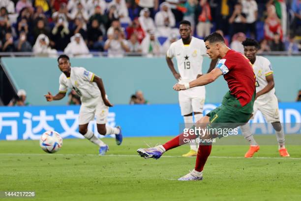 ainurohman's tweet photo. Manusia pertama yang mencetak gol di lima Piala Dunia berbeda. 

Suka atau benci. Orang ini spesial dengan karier yang luar biasa. https://t.co/31ZrhHciXN