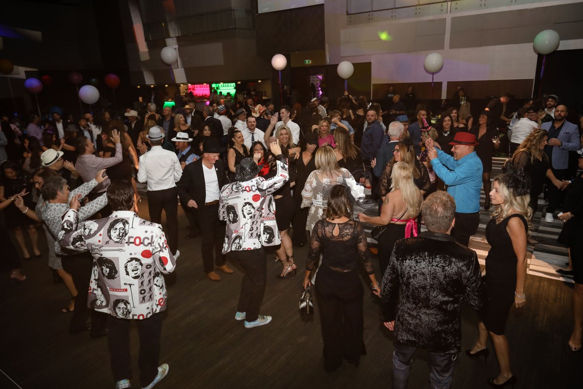 HatsOn4Aware's tweet photo. Throwback Thursday!
Dancing makes all the difference. ππΊ
Some of the amazing moments at #Hatsquerade 2022.
#TalkHatsOn #mentalillness #mentalhealth #mentalhealthawareness #tbt https://t.co/eVpSri5WlE
