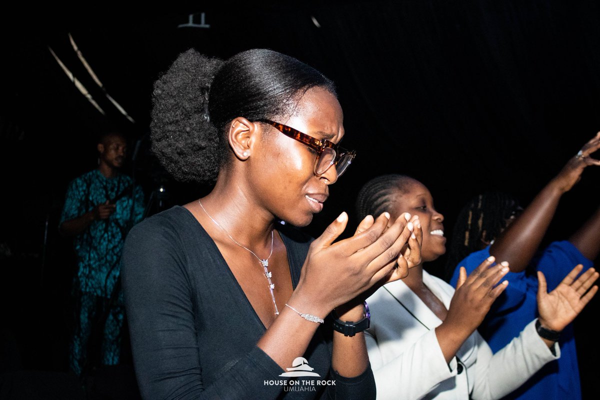 hotrumuahia1's tweet photo. |OPENING PRAYER|
Our heavenly father we give you praise
The name of jesus is glorified in this meeting this evening
Thank you for this service is blessed in Jesus mighty name we have prayed. Amen
#Openingprayer
#Hotr
#Hotrumuahia
#Hotronline
#Wordandspirit
#Invictory4 https://t.co/m4bFjPi1il