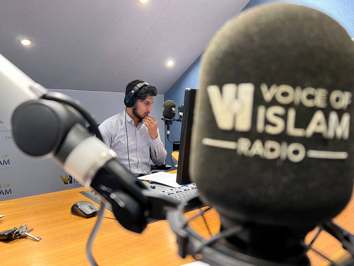 VoiceOfIslamUK's tweet photo. Live presenting on the #FifaWorldCup whilst keeping an eye on the current #Qatar2022 match. 

https://t.co/2Jcm3TFImb https://t.co/BIThNLPFww