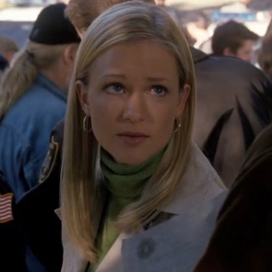 siIverskyy's tweet photo. criminal minds evolution? lets talk about jennifer jareau perfect jawline evolution https://t.co/cScx1E4W4M