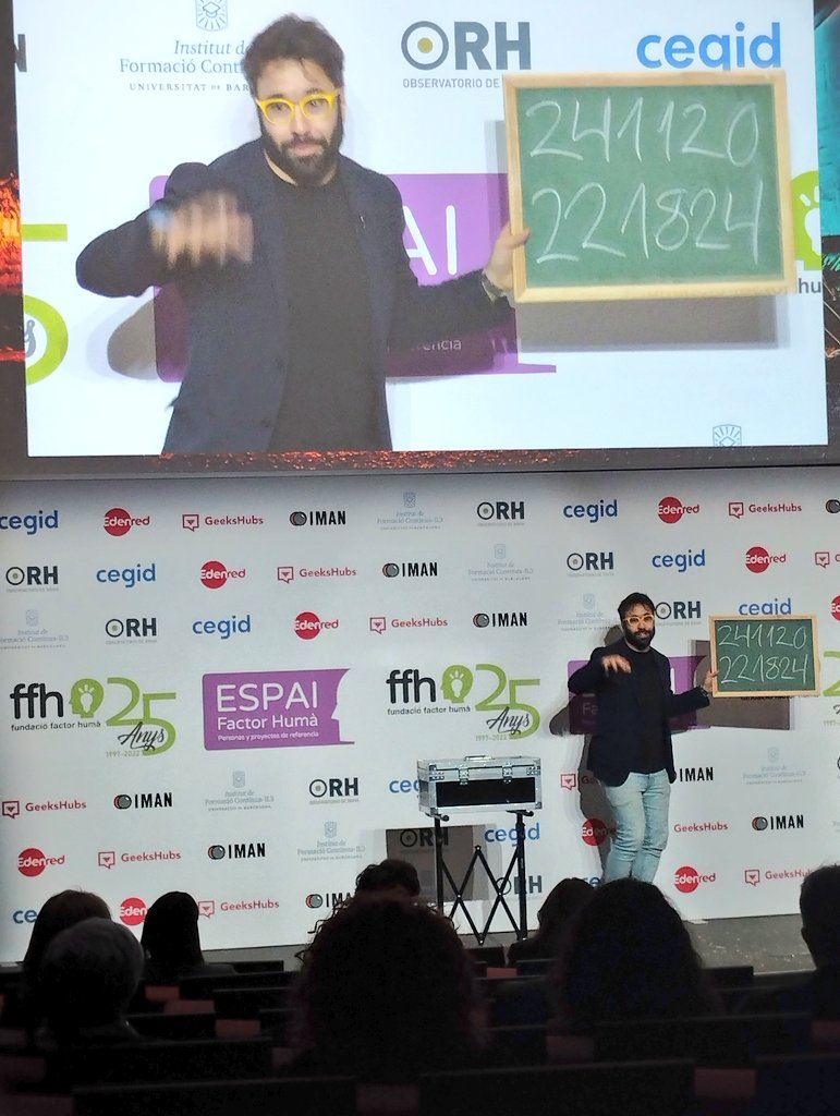 JLBuenache's tweet photo. Grandíssim en @PereRafart a #EspaiFH @FundFactorHuma!!! https://t.co/NEW2KyH2Jg
