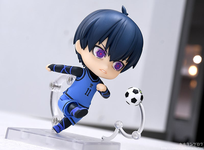 Desde el blog de Kahotan, Orange Rouge presenta la Nendoroid que dedican al aspirante a delantero definitivo, Yoichi Isagi, protagonista del popular manga y anime spokon 'Blue Lock'.

⚽️ ¡El 25 de noviembre abrirán reservas!