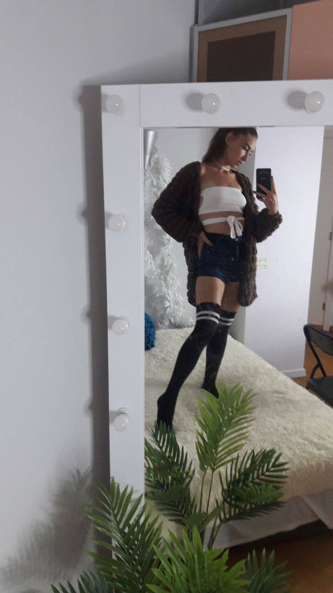 kittycat_lovee's tweet photo. Your cool-girl there ❤️ #onlyfansgirl #onlyfans #onlyfanspromo #SweetHome #girlslove #girlsonly #ukrainiangirl https://t.co/9iOSb0s9jA