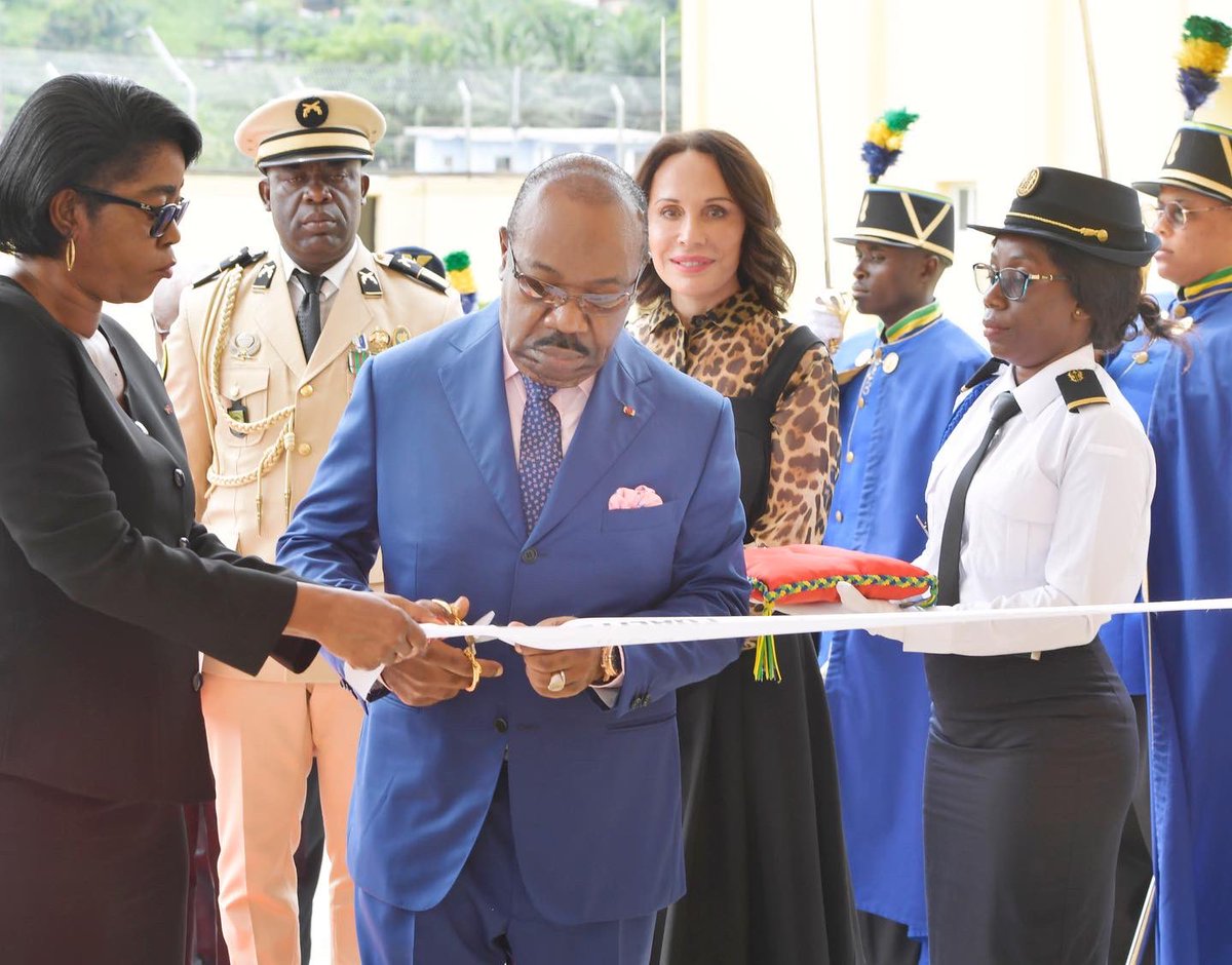 Très émue et très fière de voir s’ouvrir le premier centre d’accueil <a href="/GabonEgalite/">Gabon Égalité</a> dédié aux #femmes victimes de #violences au #Gabon.