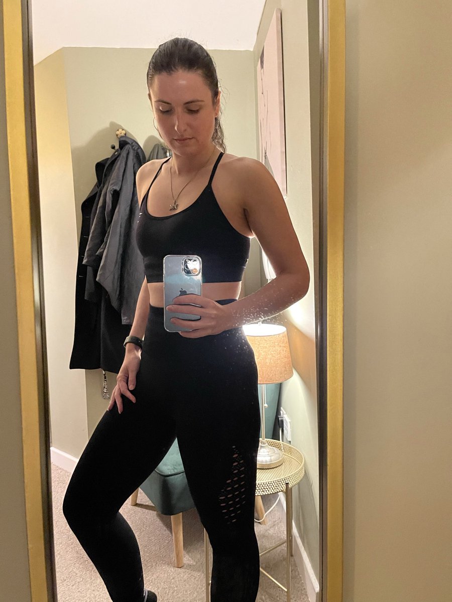 the_hhpt's tweet photo. Want to know my top 3 tips that helped me get from the first to the second photo? 🧵
#wellness #healthylifestyle #weightloss #health #fitness #holistichealth #nutrition #selfcare #healthimprovement https://t.co/Tn7Ss2XpcC