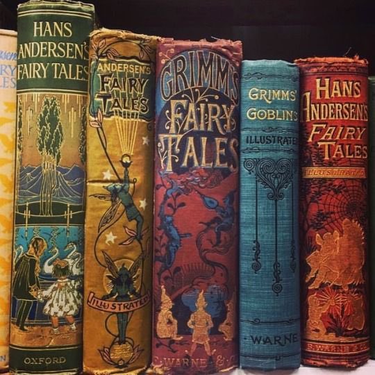 emjanerothwell's tweet photo. Coveting these beautiful, vintage, fairy-tale books https://t.co/oAypdtkwLX