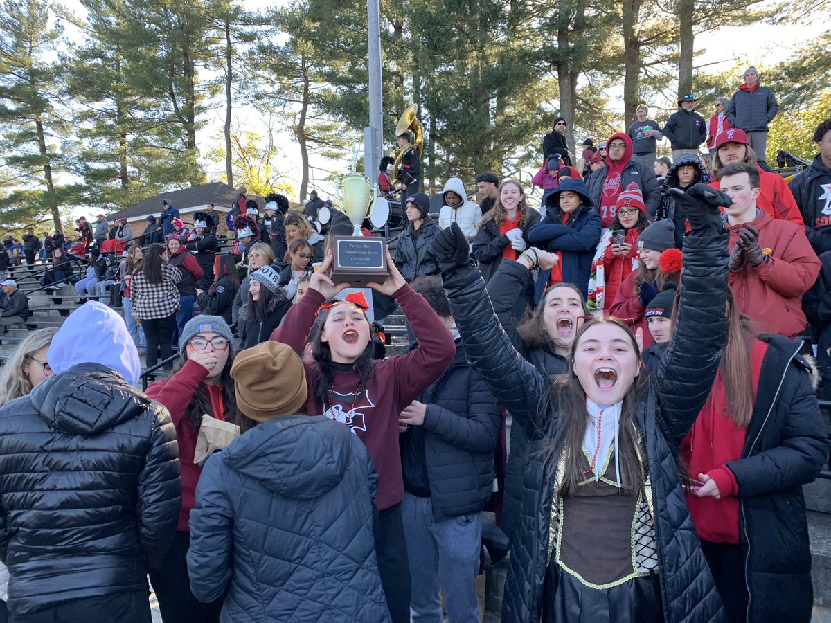 Fitchburg wins the Thanksgiving canned food drive vs Leominster ❤️🦃 Congratulations ❤️