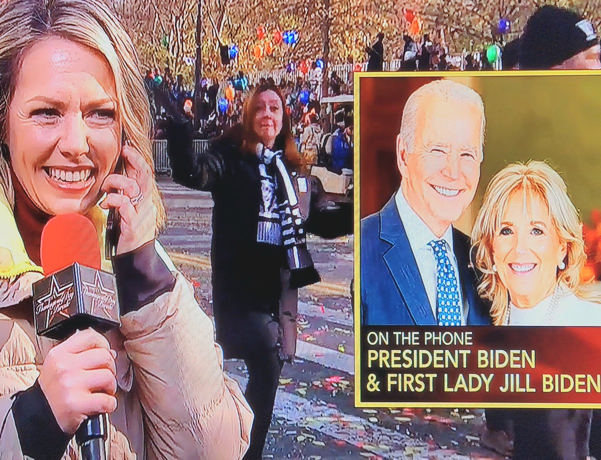 ClHeiberg's tweet photo. #BorderCrisis 
#FoxNews 
#TuckerCarlson 
#Gutfeld!

Further proof Biden has moved the border to 34th Street, NYC... https://t.co/WAHTA6B8ml
