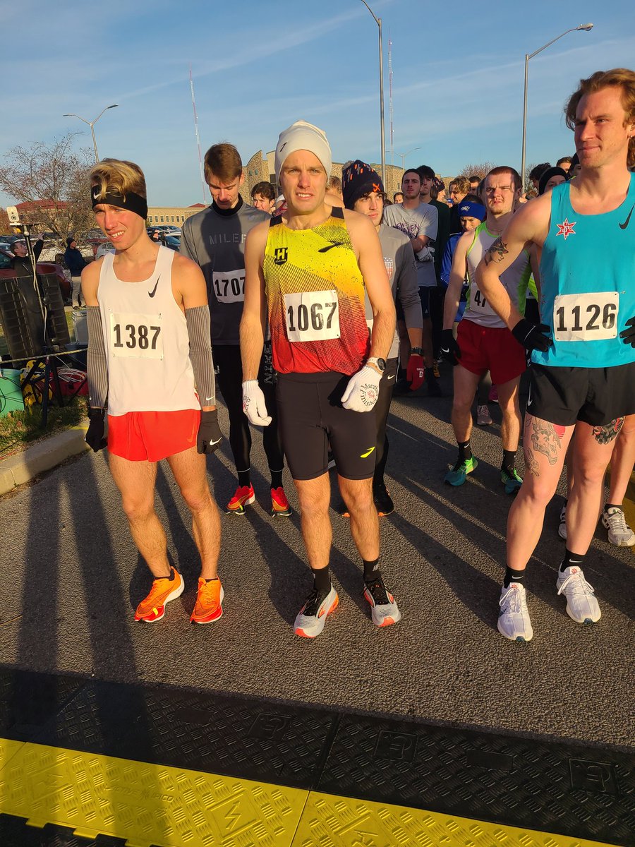 MVHarper's tweet photo. Zach Panning wins the Men's Overall at his hometown Galloping Gobbler 4 Mile Race Thanksgiving morning.

@hansonsrun @GVSU @CLHSXC #fortwayne @ZachPanning https://t.co/qDDSm4tPYr