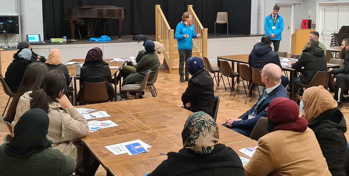 ChallneyBoys's tweet image. ...and there&apos;s more!😊

▶️ @SenecaLearn - Oliver Baxter and Will Dean
▶️ @MathsWatchLtd &amp;gt; Muhammad Haroon
▶️ #AnkiFlashcards &amp;gt; Henry Cross
#ParentalEngagementSession - #TechnologyForLearning