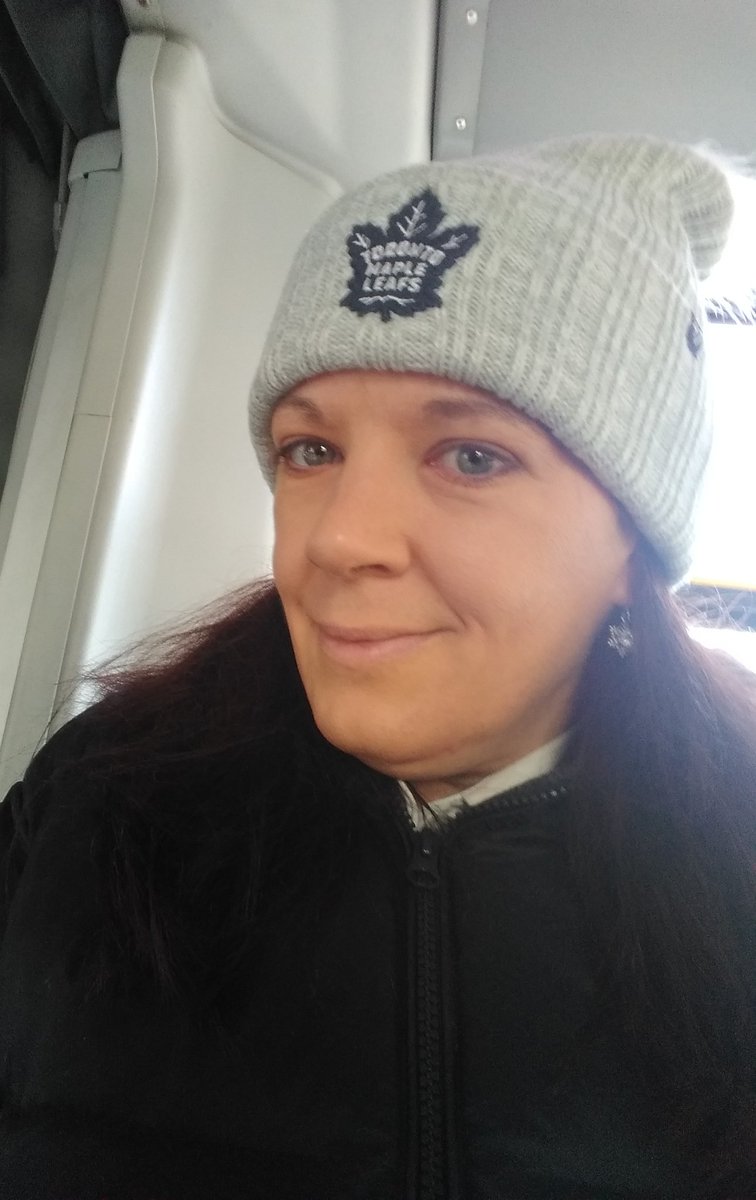 JillianMcLeod05's tweet photo. Reppin the Boys on way to Work! 😁
#LeafLady #BleedBlue 💙 https://t.co/W4S8iFVn9R