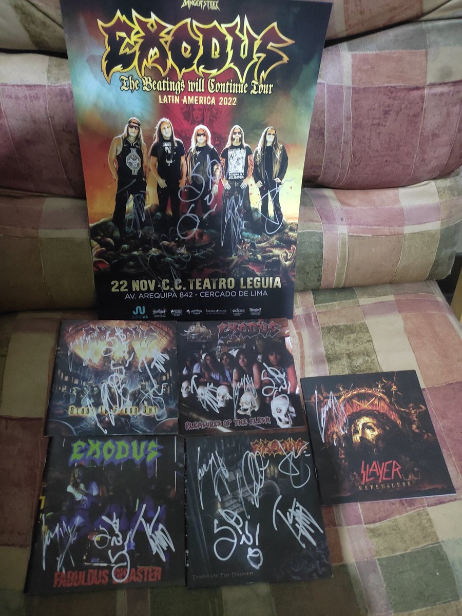 FMazzerini's tweet photo. Lo que dejo el concierto de @ExodusAttack en Lima Peru!! https://t.co/IjRiJepo56