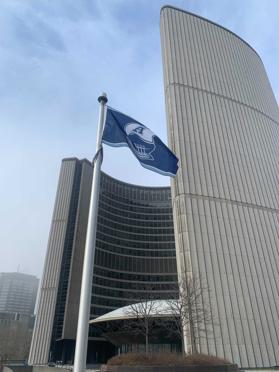 BradMBradford's tweet photo. Today on #DoubleBlueDay, we celebrate the @TorontoArgos @cfl 2022 Grey Cup win! Proud of our #Toronto Champions ๐๐
#TorontoArgos
#PullTogether https://t.co/UiEU74wF3t