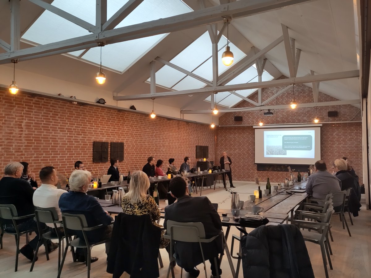 Our consortium meeting is now #over... but what a day for the team ! 🙌🎉A big thank you 🙏to <a href="/GreenLabSkive/">GreenLab</a> and @GreenHydrogenSystem for the organisation ! Thanks to🏭<a href="/SiemensGamesa/">Siemens Gamesa</a> for the tour of its #greenhydrogen production facility prototype in #Brande📍🇩🇰