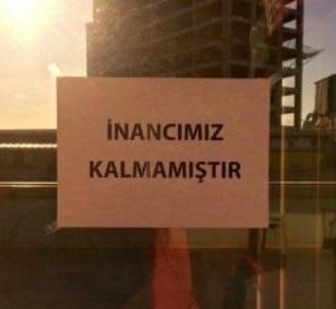 boydanfotoat's tweet photo. manita 24. kez özür dilemek için dm'de köpek olmuştur 

o sırada bne: https://t.co/NUfllIsSXW