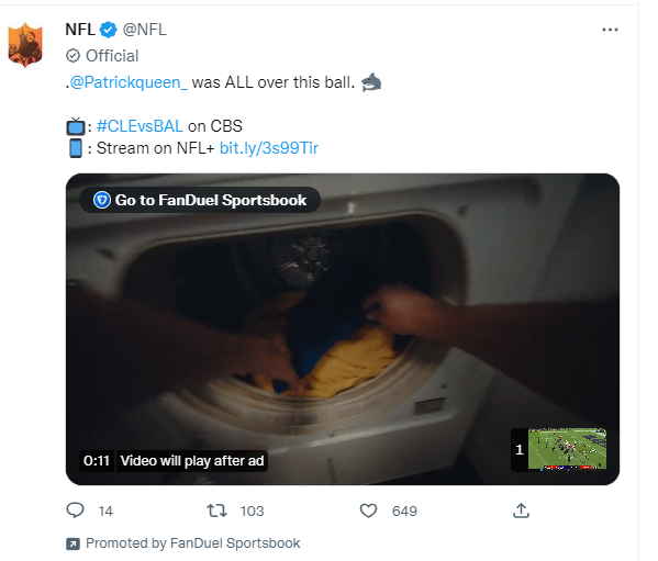 saliozzia's tweet image. this is not a good twitter experience. videos ads over in the feed is lame. #twitterux #Feedback