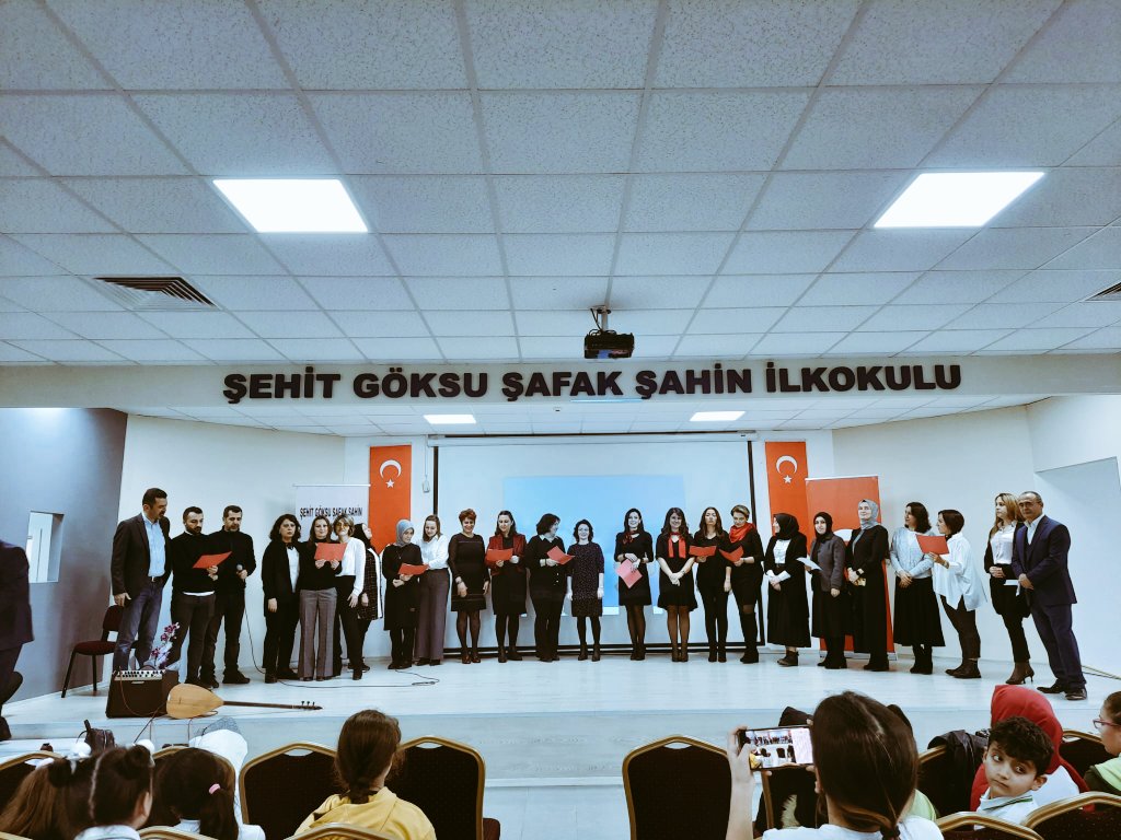 Buhatilk's tweet photo. 24 Kasım Ögretmenler Günü 2022 .
Başta Başögretmenimiz Mustafa Kemal Atatürk olmak üzere tüm öğretmenlerimizin günü kutlu olsun. https://t.co/mVOmNc1Gsd