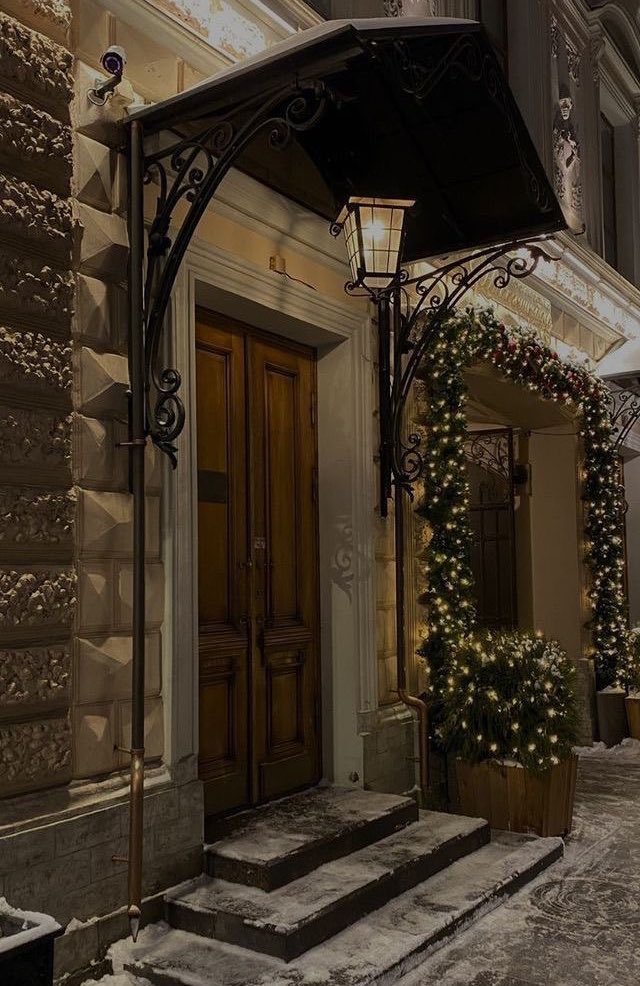 DI0RSBABY's tweet photo. early christmas atmosphere https://t.co/76sulrAGoK
