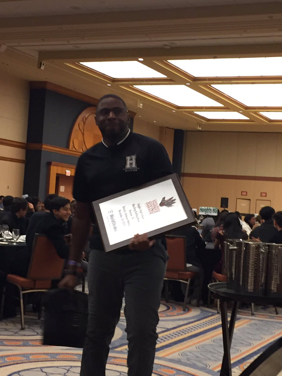 MrStevehhs_Ret's tweet image. Congratulations Mr. Walters and staff on a fantastic presentation at the Chicago Thanksgiving Day Parade. You make Heights HS and Houston proud. @heightshsband @HISDSupe @heightshigh1 @Heights_PTO @heightspd @heightsvisual