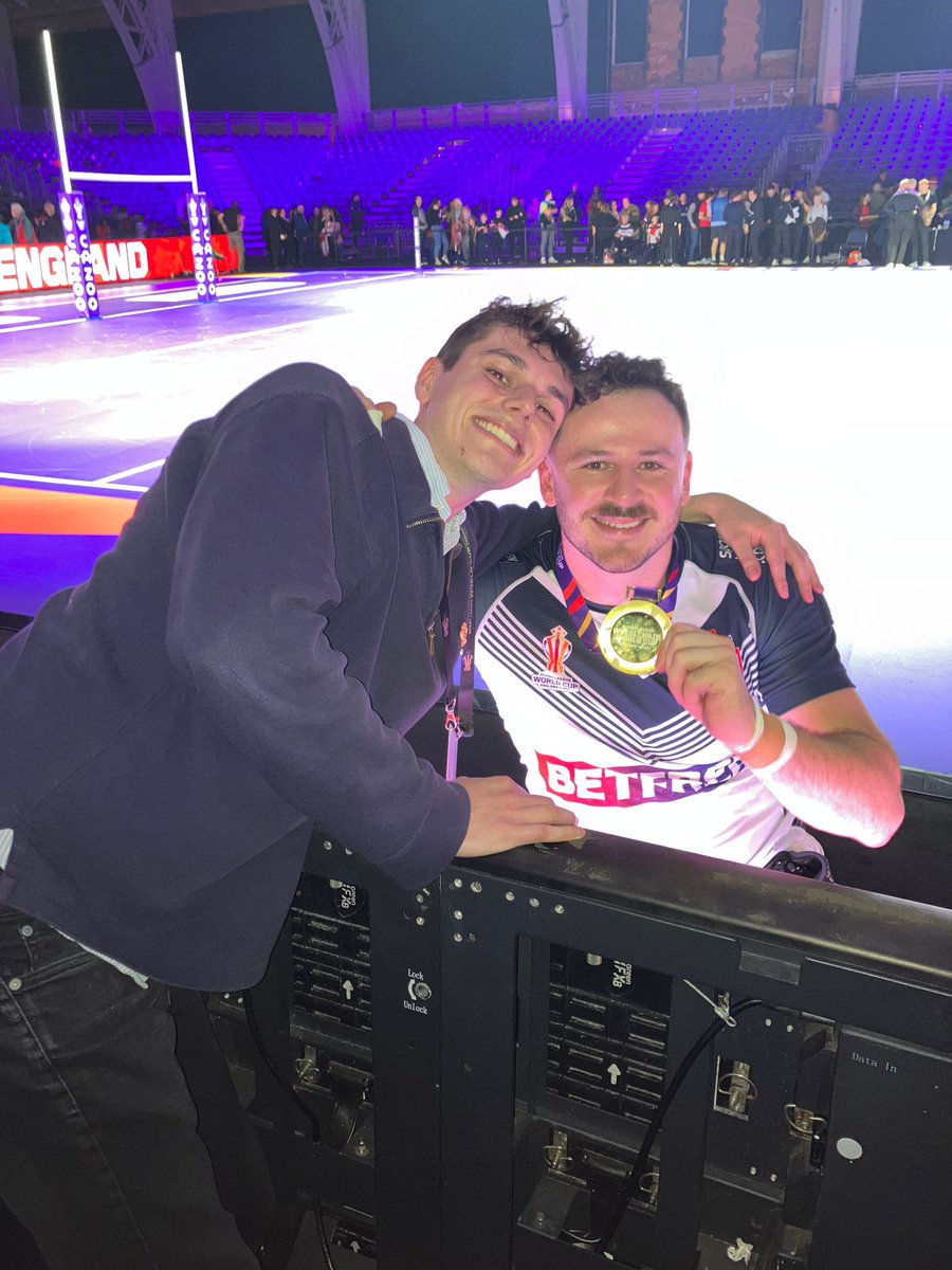 ClagueCharlie's tweet photo. @tomcoyd 🏆GOLDEN BOOOOT🏆
@SebyBechara https://t.co/vZNMkI72pa