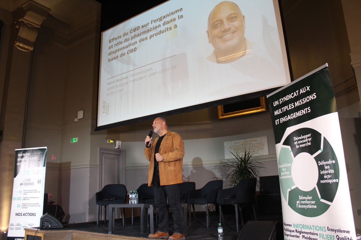 UIVEC_FR's tweet photo. [Congrès des #extraits de #chanvre]🌿Un aperçu des conférences et speed-meetings réunissant 130 entreprises hier, de la graine aux produits finis avec du #CBD. Merci aux intervenants @AFNOR @InterChanvre @FEBEA_FR @Synadiet @BipeaP @NicolasAuthier_ #RenéMaarek et participants https://t.co/7nQvhmInDG