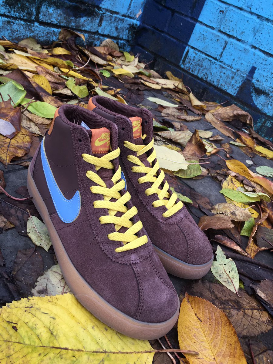 NOTE shop tweet media