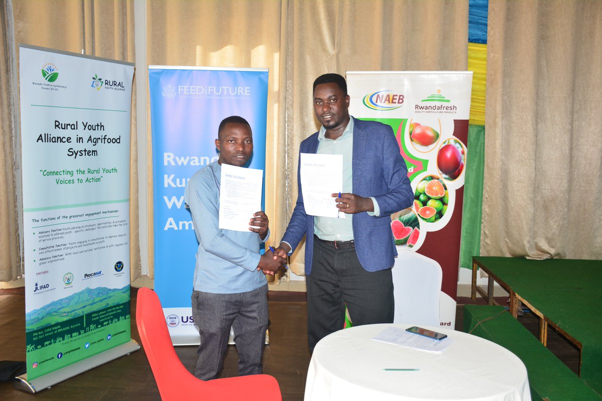 ryaf_agribiz's tweet photo. In today matchmaking  event, 5 potential  export companies (…)signed letter of intent with 11 youth led companies for accessing the export market. https://t.co/cFPzAMhhpD