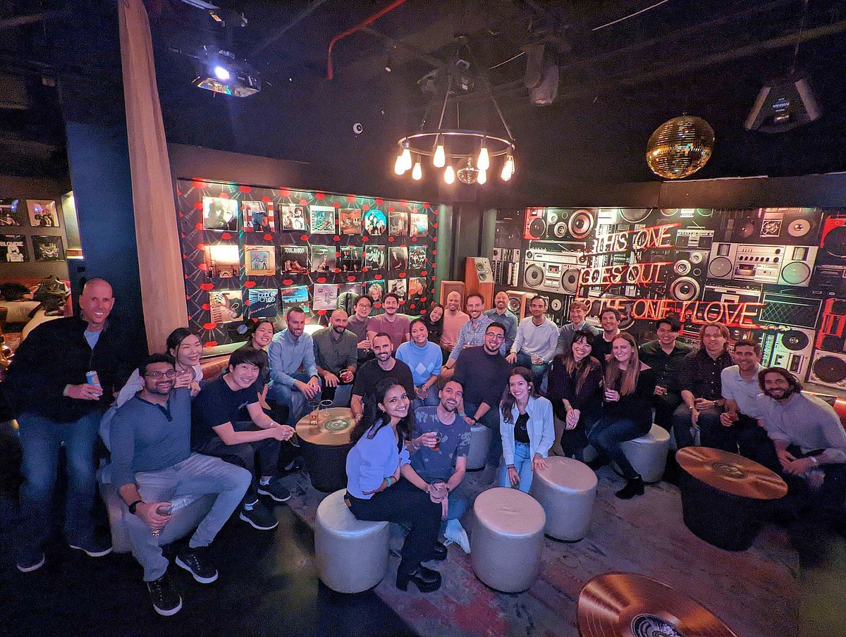 Digi_Kyle's tweet image. Last week, the customer organization team had their quarterly onsite meeting. The team focused on driving and measuring customer success and value, acquisition marketing, &amp;amp; the death of the cookie. They closed out the night with bowling and karaoke!

#employeeculture #LifeAtAIQ