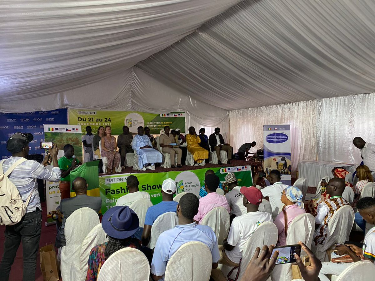 VertEmploi's tweet photo. Démarrage de la cérémonie de clôture de la 1ere édition Foire de l'Emploi Vert à #Tamba en présence des partenaires, du Maire et du Gouverneur. 
@OimSenegal @OngVIS @Wutiko @FranceoSenegal @UEauSenegal @TekkiFii @TchequieAfrique 

#AfricaTrustFund 
#unmigration #climatechange https://t.co/Co0fSkF2Jl