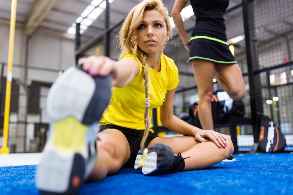 Estiramientos básicos para jugadores de pádel. 

padelgood.com/estiramientos-…