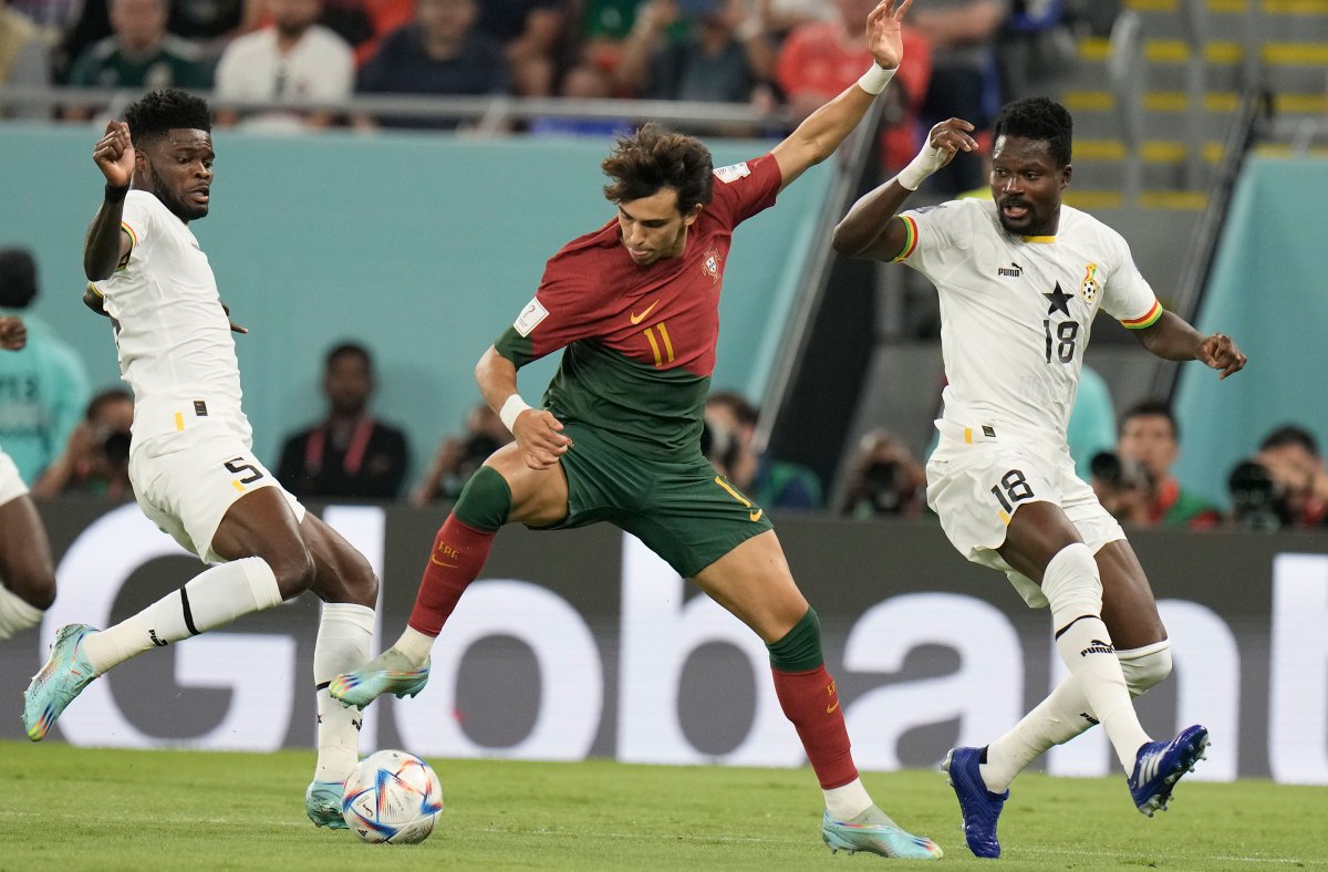 OtiAdjei's tweet photo. Allegations of corruption already flying against fifa and the referee for not using VAR to check the penalty against Ghana. Quite a controversial one. 

Justified? 

Join the space and have your say. 

#PORGHA
#QatarWithBetway
#FIFAWorldCup https://t.co/2aD39Qlz9I