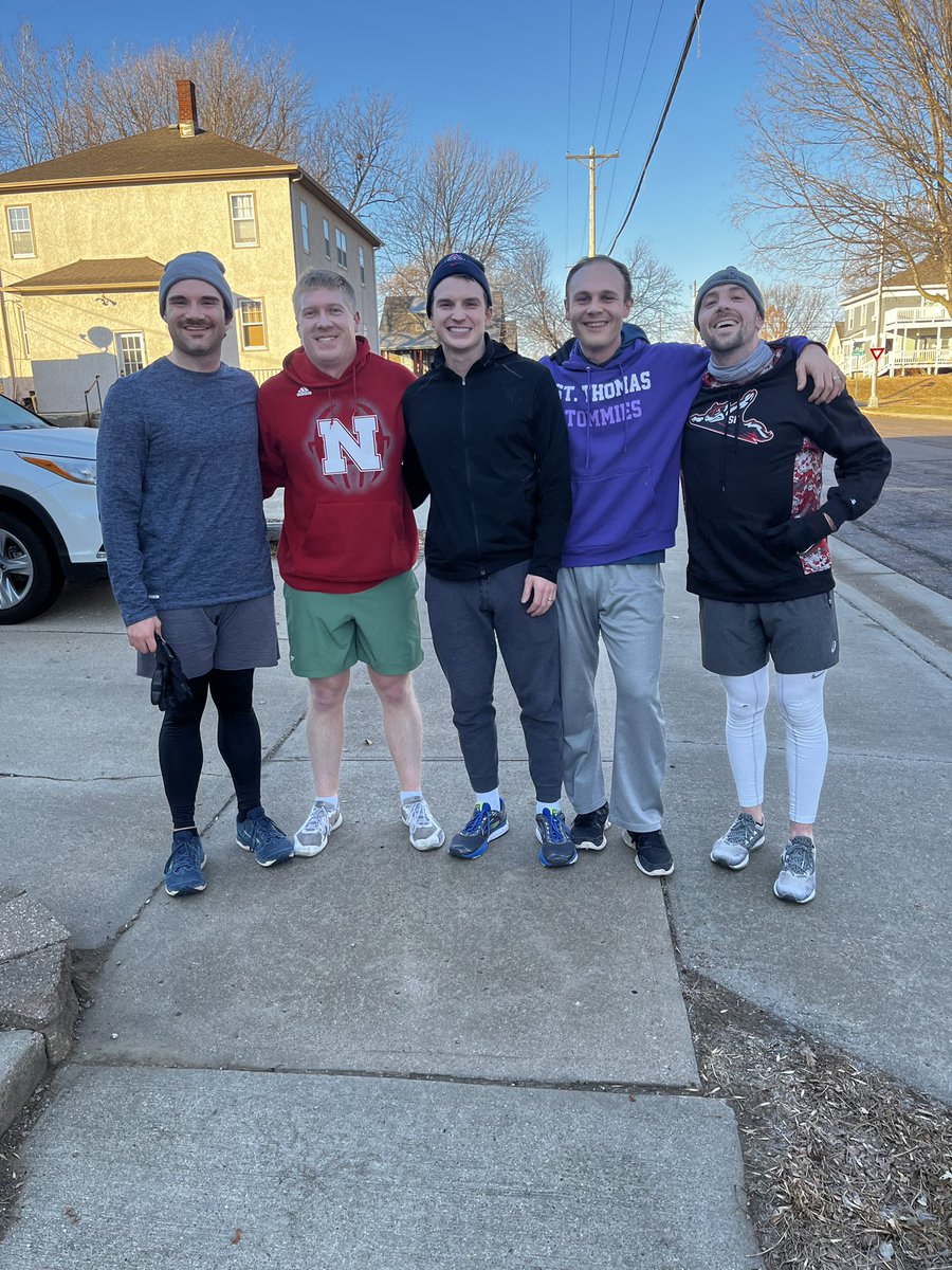 Before and after pics from the 2nd Thanksgiving morning 5K with O’G friends. Feeling fortunate for great friends and relationships in my life. #OGHS #Thanksgiving
