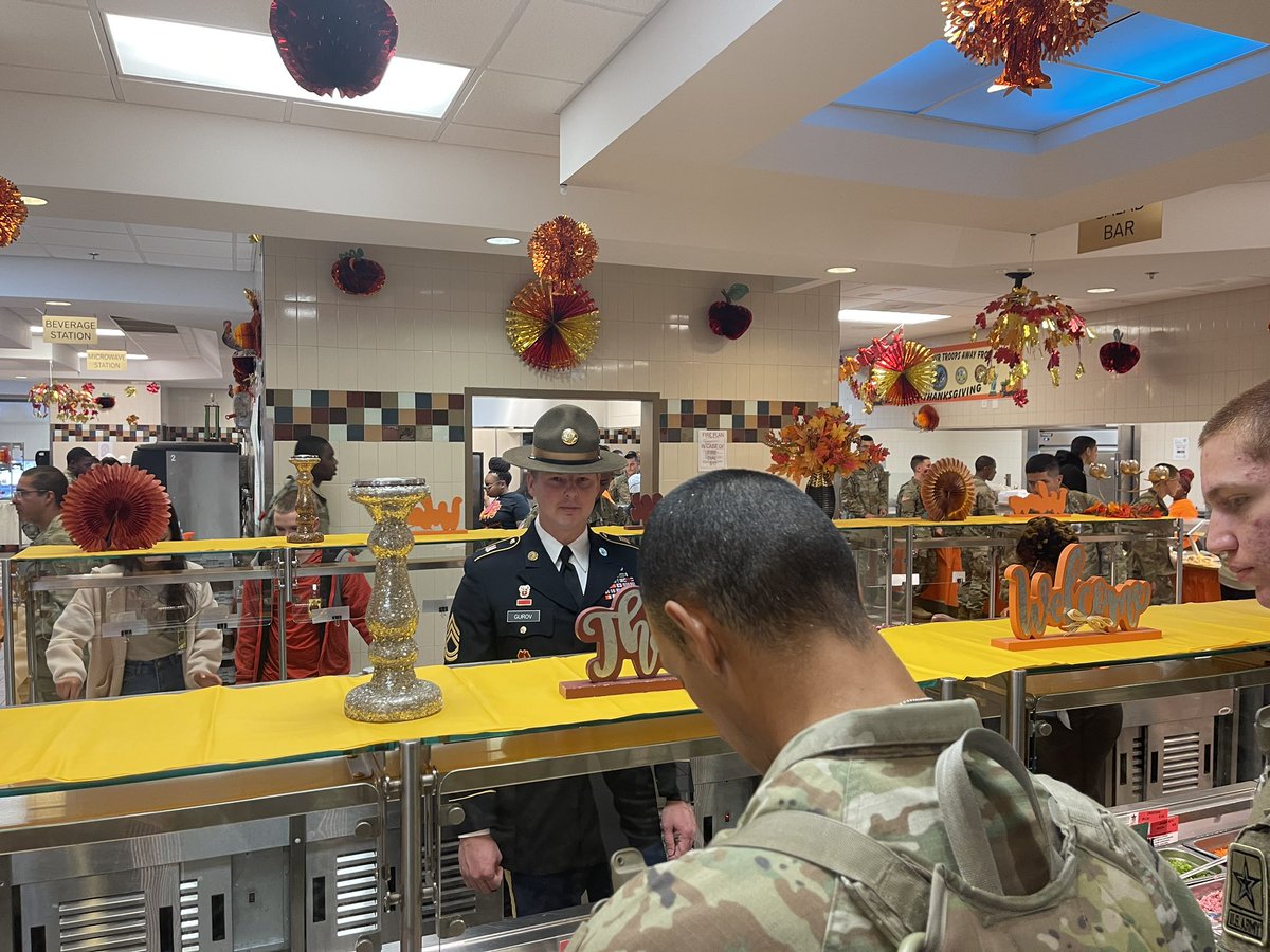 551stSignal's tweet photo. #HappyThanksgiving from the Patriot Battalion Family! Thank you for all you do all year long. We are so thankful to have you in our lives. 

For more photos go to: https://t.co/YadcortS5U https://t.co/z2hNG6gevR