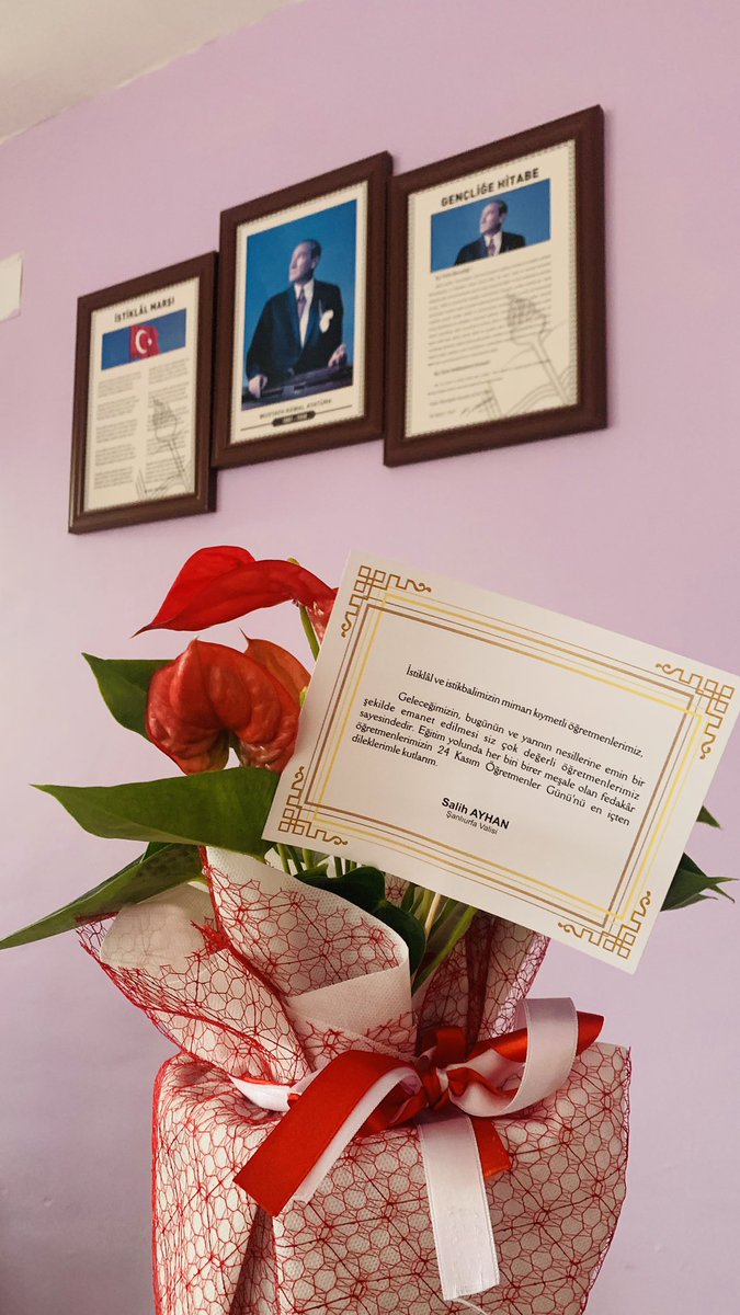 parmakkap's tweet photo. Parmakkapı KHGB İlk/Ortaokulu ailesi olarak Öğretmenler günümüz kutlu olsun 🌷☀️🤗💯 https://t.co/CDH6p5Ueqy
