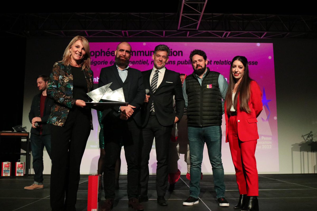 Le lauréat du trophée de la communication événementielle et relations presse est <a href="/Notaires_BN/">Notaires2Normandie</a> avec « les notaires vous embarquent sur la planète droit » qui vulgarise le jargon notarial. Sponsorisé par notre partenaire <a href="/creditdunord/">Groupe Crédit du Nord</a> et remis par <a href="/louisduroulle/">Louis Duroulle</a> membre du Jury.