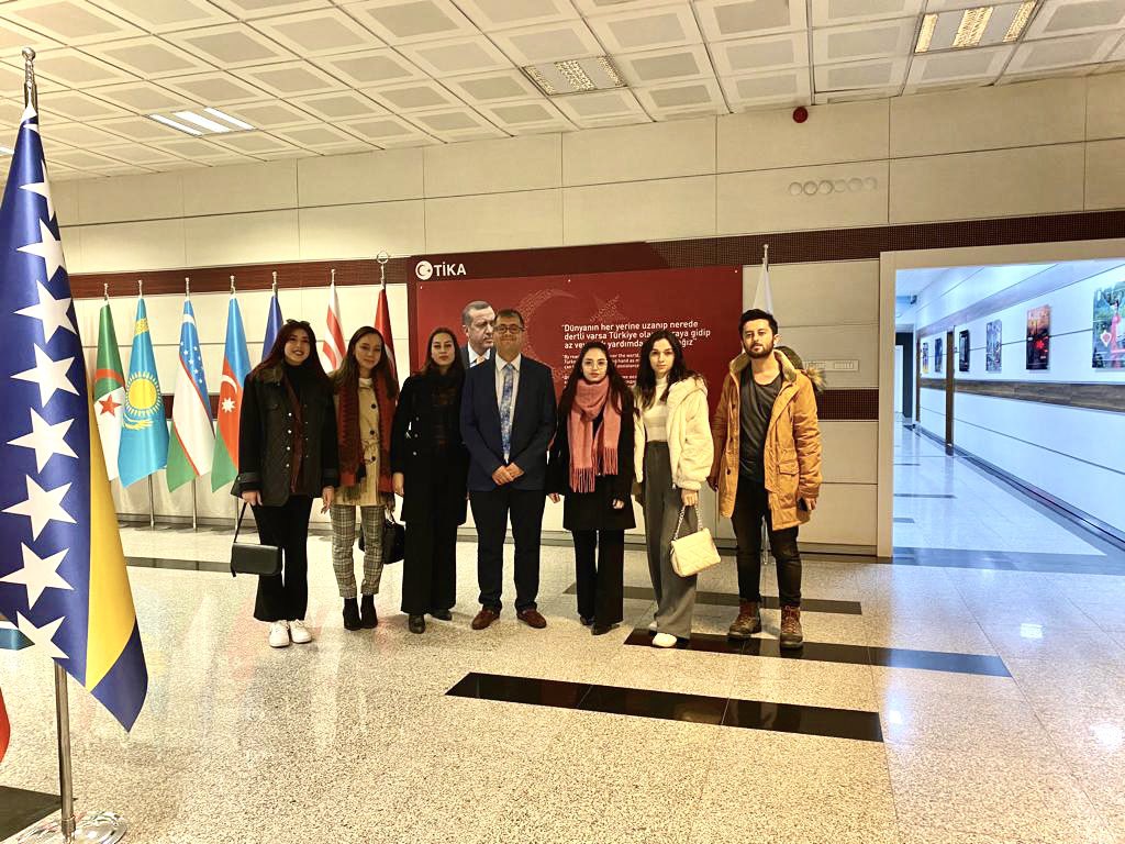 kultureldhaber's tweet photo. Yönetim kurulumuzla Tika ziyaretinden görüntüler @FiratPurtas @Tika_Turkiye @iibf__ahbv https://t.co/gjc2UeEwq1
