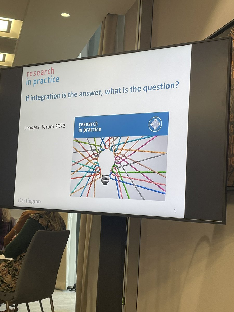 robbowainiho's tweet photo. Fantastic day at @researchIP #LeadersF22 I nearly didn’t come (workload etc) but so glad I did head and heart filled with ideas, thoughts and inspired to #dosomethingdifferent @dez_holmes https://t.co/Wb52nfX4ED