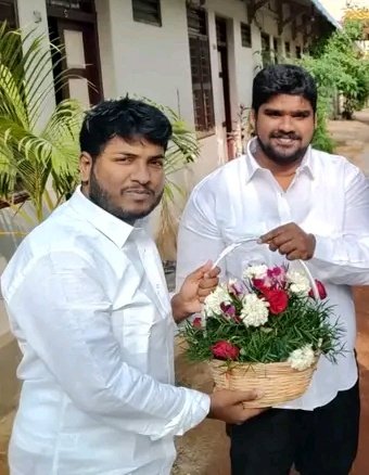 MandaiveliN's tweet photo. இன்று பிறந்த நாள் காணும் எனதருமை நண்பர் 
 *P. சதீஷ் குமார்* https://t.co/TwXibWALsW
தென்சென்னை வடக்கு (கிழக்கு) மாவட்ட இளைஞர் இளம்பெண் பாசறை அணி செயலாளர்.
அவர்களுக்கு வாழ்த்துக்கள்... https://t.co/0LSGau3CrM