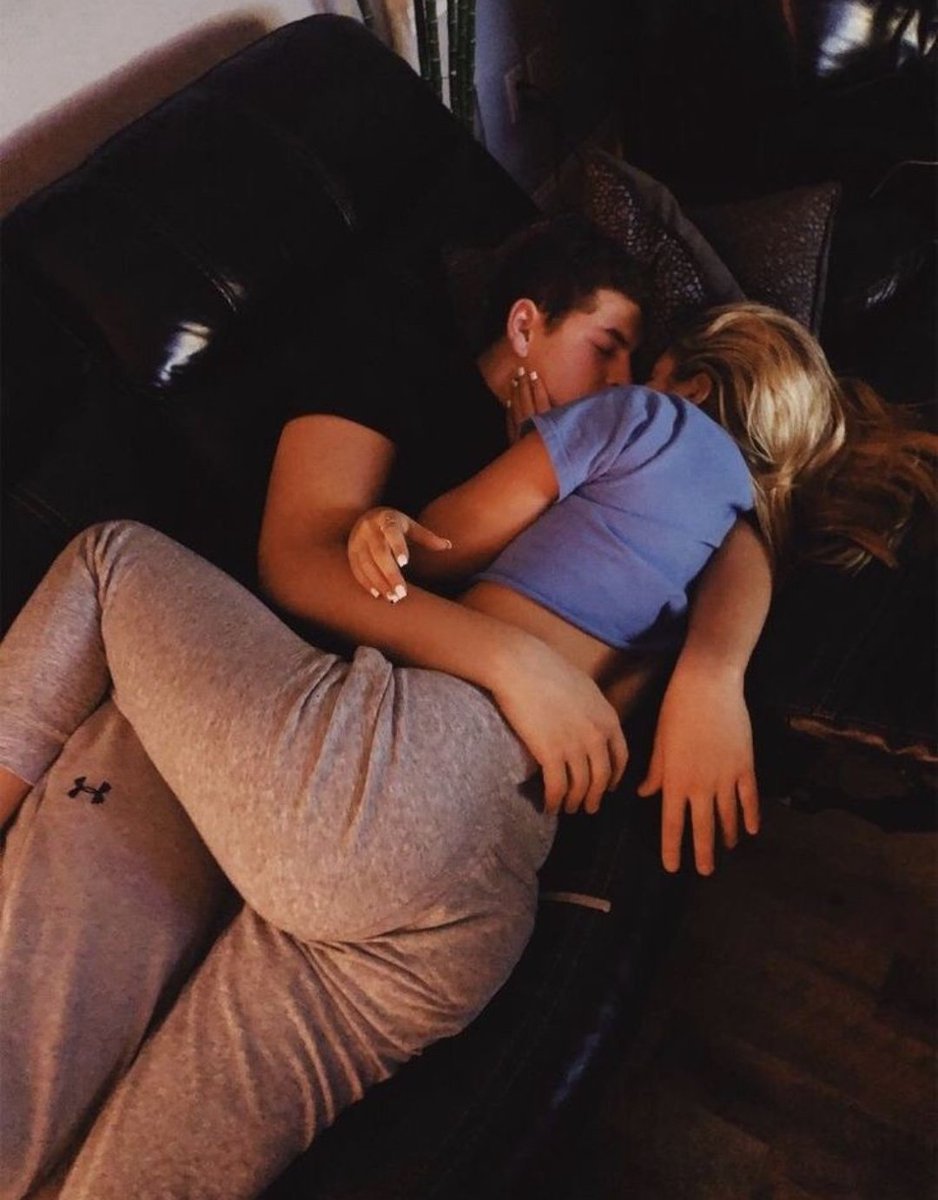 Couple Pics (@4upicsart) on Twitter photo 