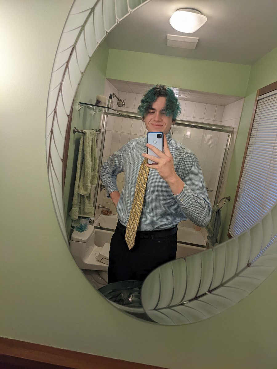 Gregorad 🍪🌻🏳️‍🌈 on Twitter "I look hilariously dumb when I try to