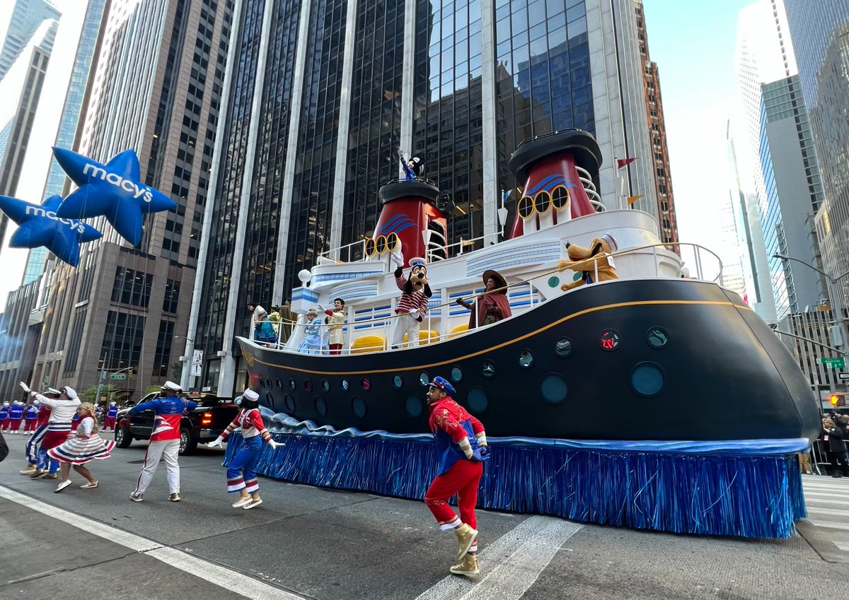 Disney Cruise Line tweet media