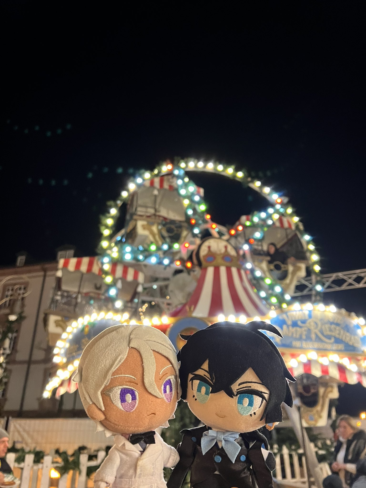 Nici💜💙ニキ on Twitter "Brizza = Half Brezel, half Pizza 🤤 And Chibi