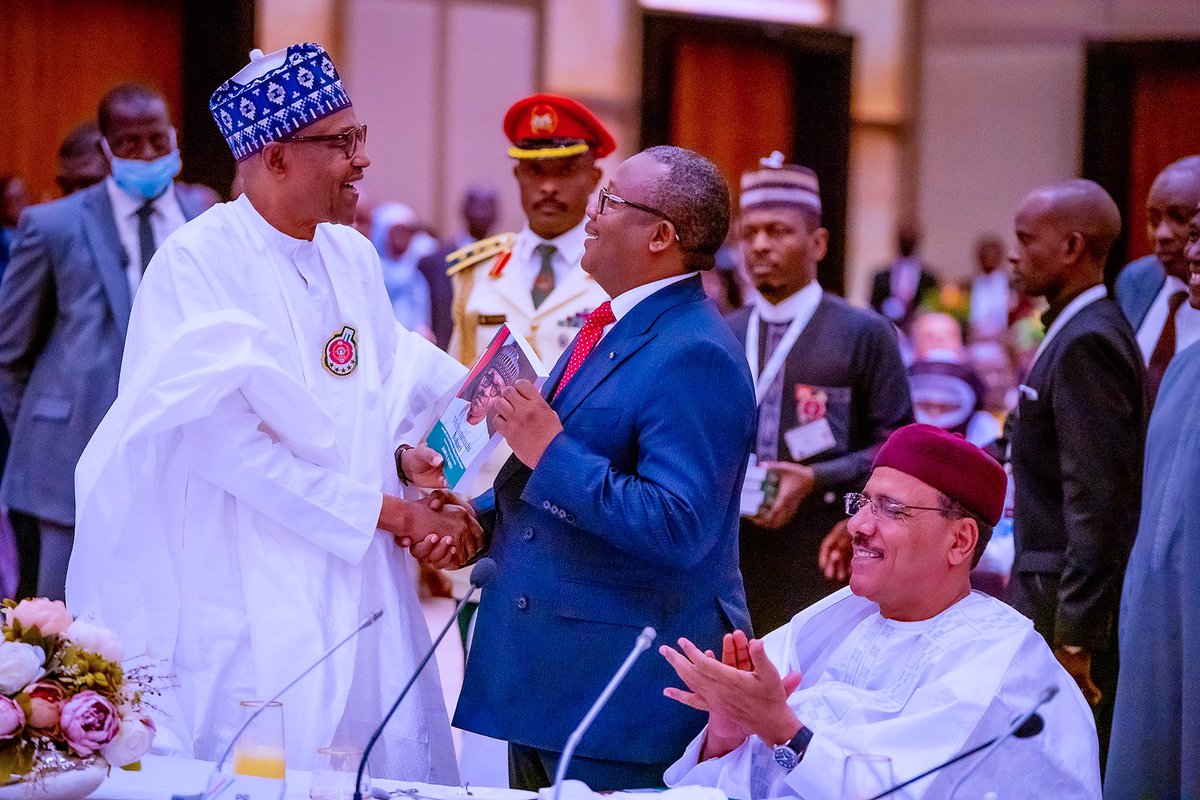 BashirAhmaad's tweet photo. President @MBuhari is in Niamey, Niger Republic ahead of African Union Summit on Industrialization and Economic Diversification. On the sidelines of the Summit, the President commissioned Muhammadu Buhari Boulevard and launched the French version of the ‘Buhari Book’. #PMBInNiger https://t.co/IVPUNvwCRF