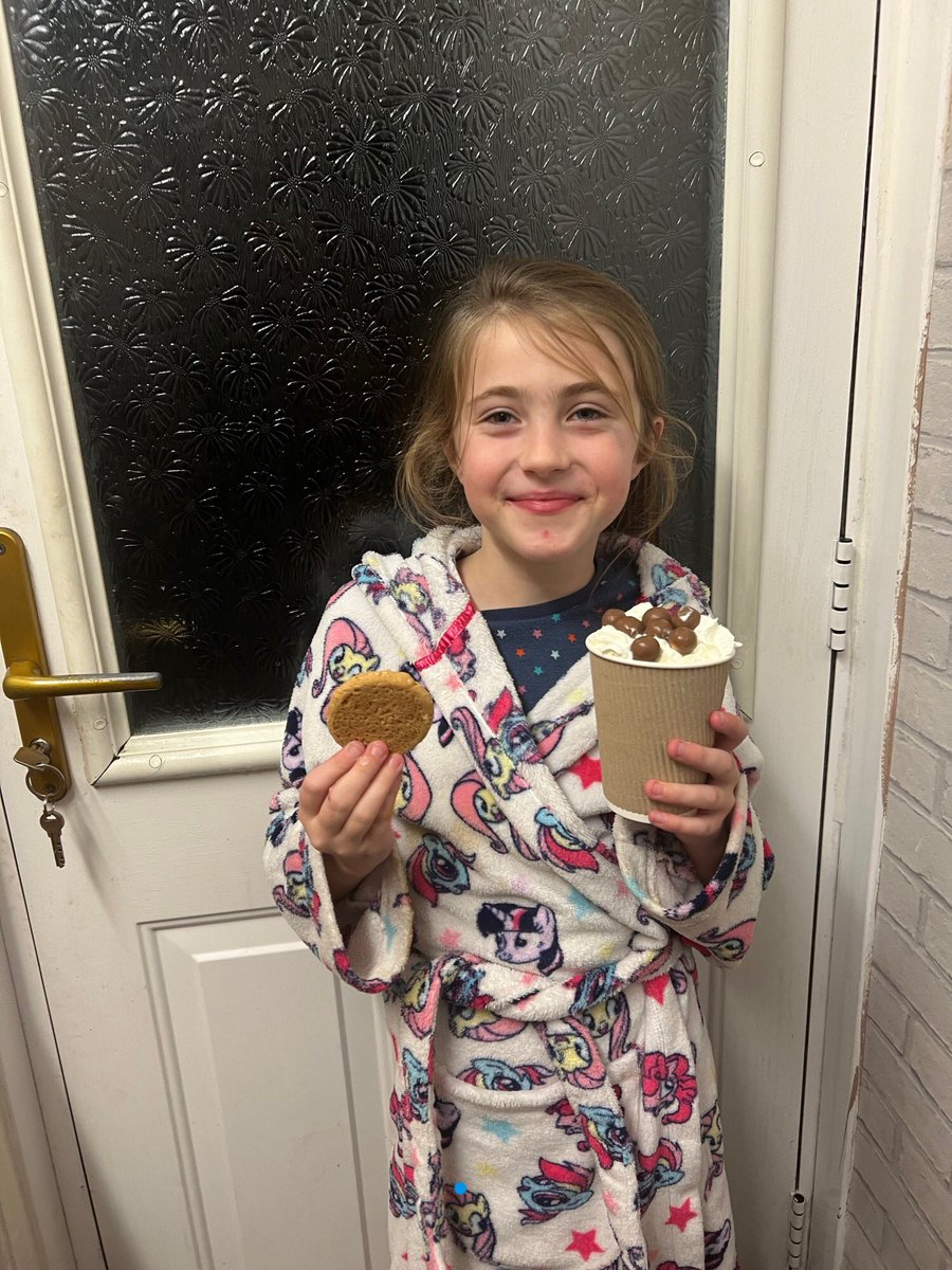 smmjjnr's tweet photo. Here’s Aimee from 3GT enjoying her hot chocolate for being an amazing Disciple this week in class #smmj #smmjcatholiclife https://t.co/yXBjRqbA9L